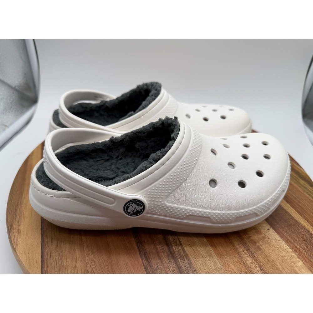 CROCS‎ Kid's Size J4 Lined Clog K Lightweight Clogs White Gently Worn 0136
